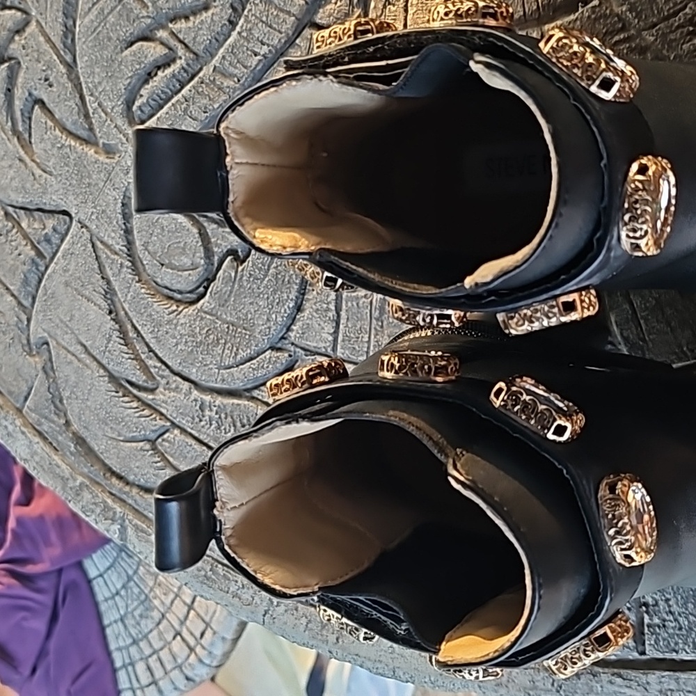 Steve Madden DRIP'IN DIAMONDS BOOT Amulet black rhinestone charm bracelet 6.5 - Picture 7 of 15